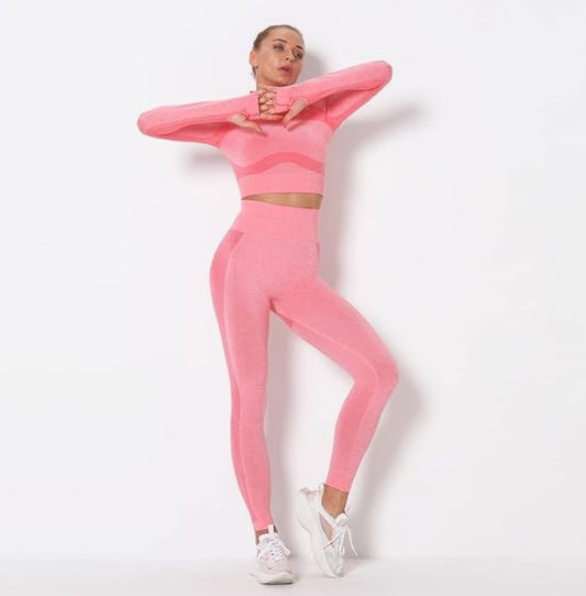 Golden Heir pink seamless long sleeve yoga set, comfortable activewear with fitted design, ideal for workouts and yoga sessions.