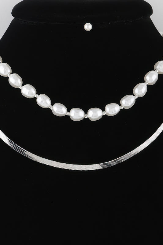 Golden Heir stone snake chain necklace with a smooth gold finish, featuring a classic and elegant design.