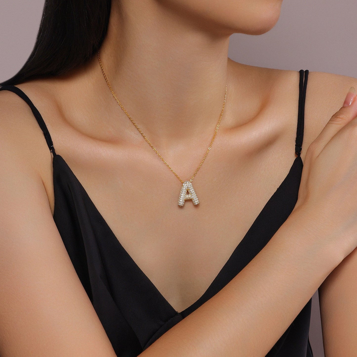 Golden Heir S925 silver Bubble Letter W Moissanite pendant necklace showing the letter W with sparkling moissanite stones.