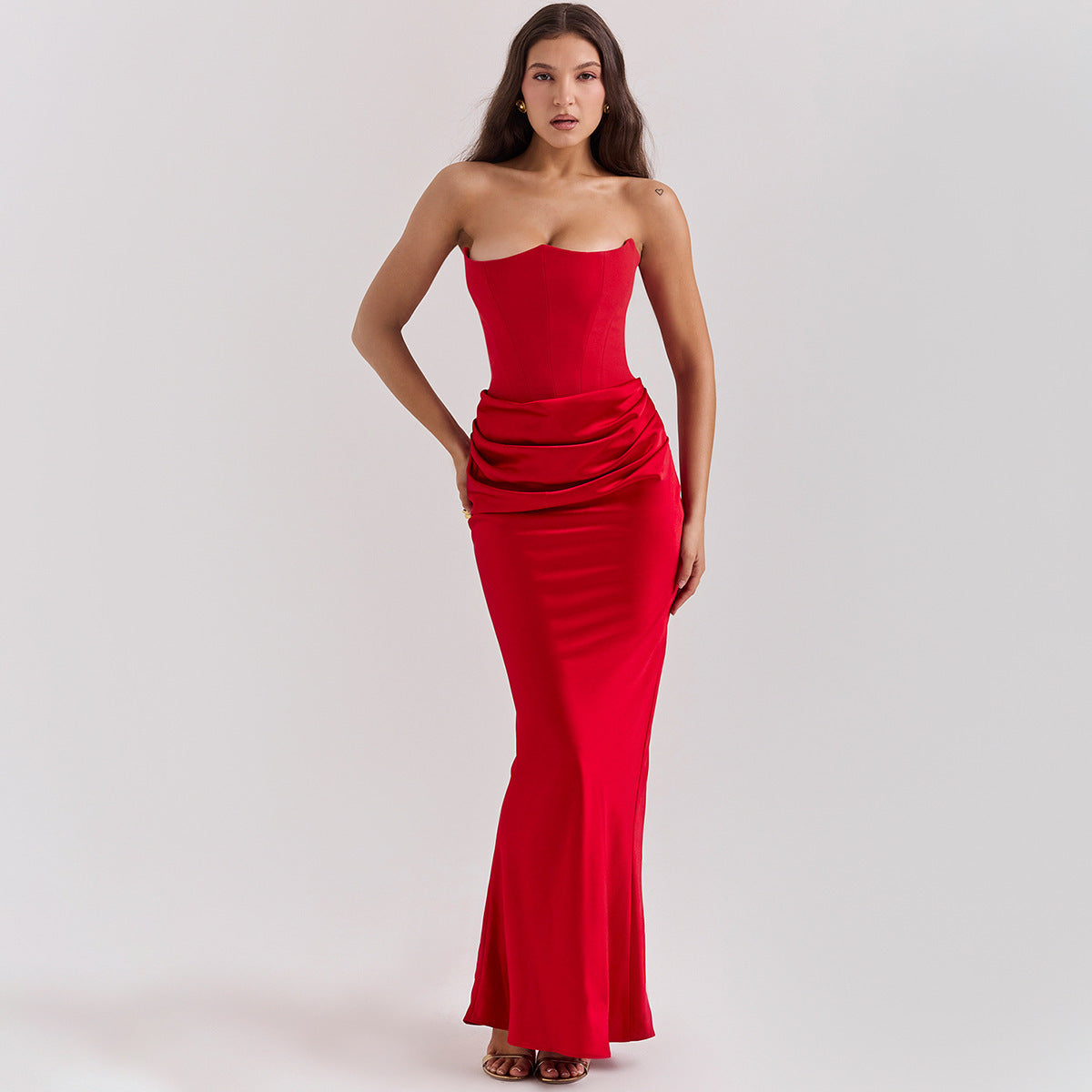 Eprolo women's strapless backless slim fit evening dress in autumn and winter fashion, featuring a stylish European and American design.