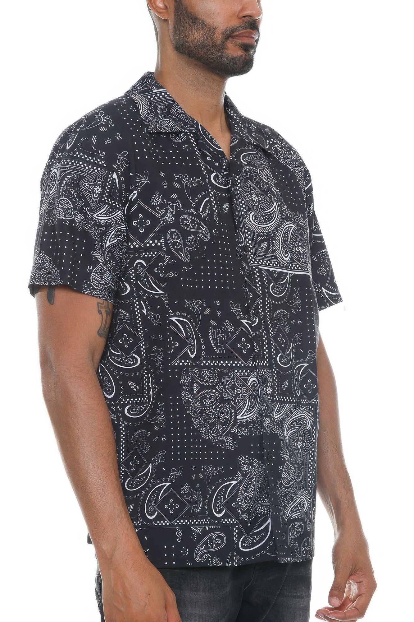 Golden Heir men's collared print button-down shirt in black and white, featuring a stylish pattern and classic fit.