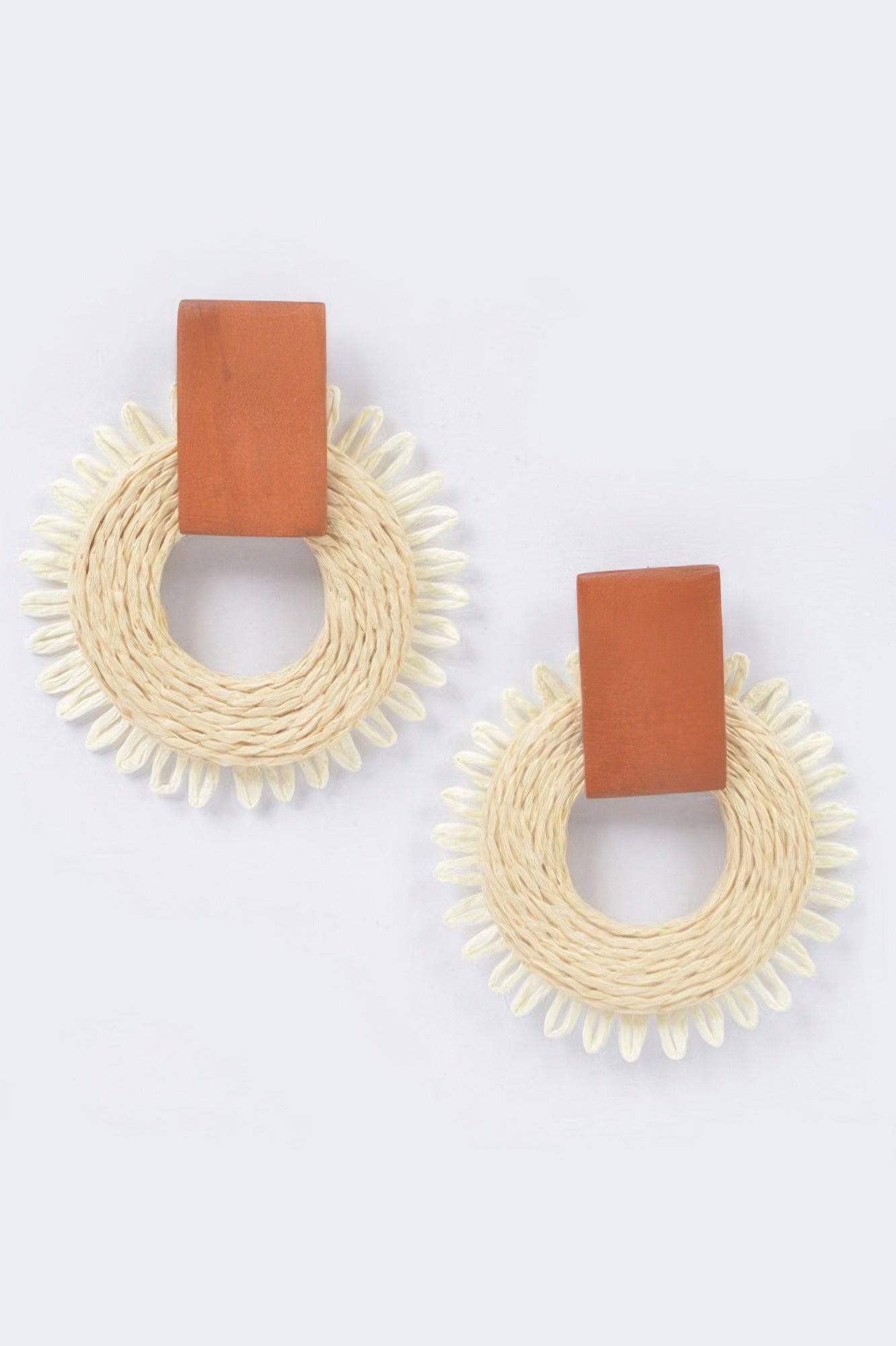 Golden Heir faux straw round drop earrings featuring ivory and gold tones, stylish jewelry for elegant occasions.