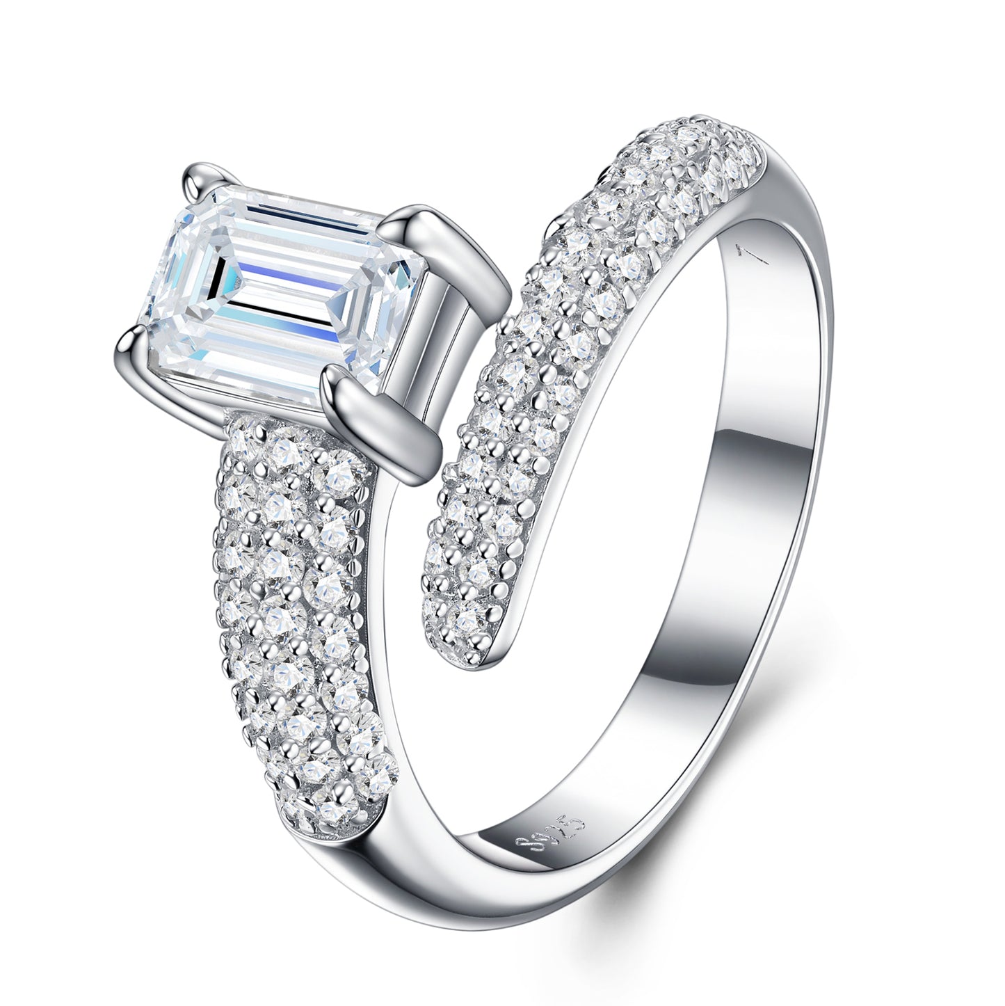 Golden Heir minimalist jewelry set with engraved S925 silver and moissanite, featuring elegant silver accessories for women.