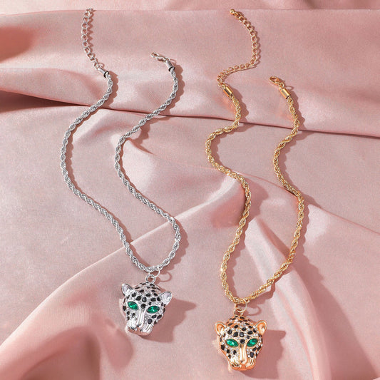 Golden Heir leopard water diamond inlaid necklace featuring shining gold jewelry with intricate design and sparkling diamond accents.