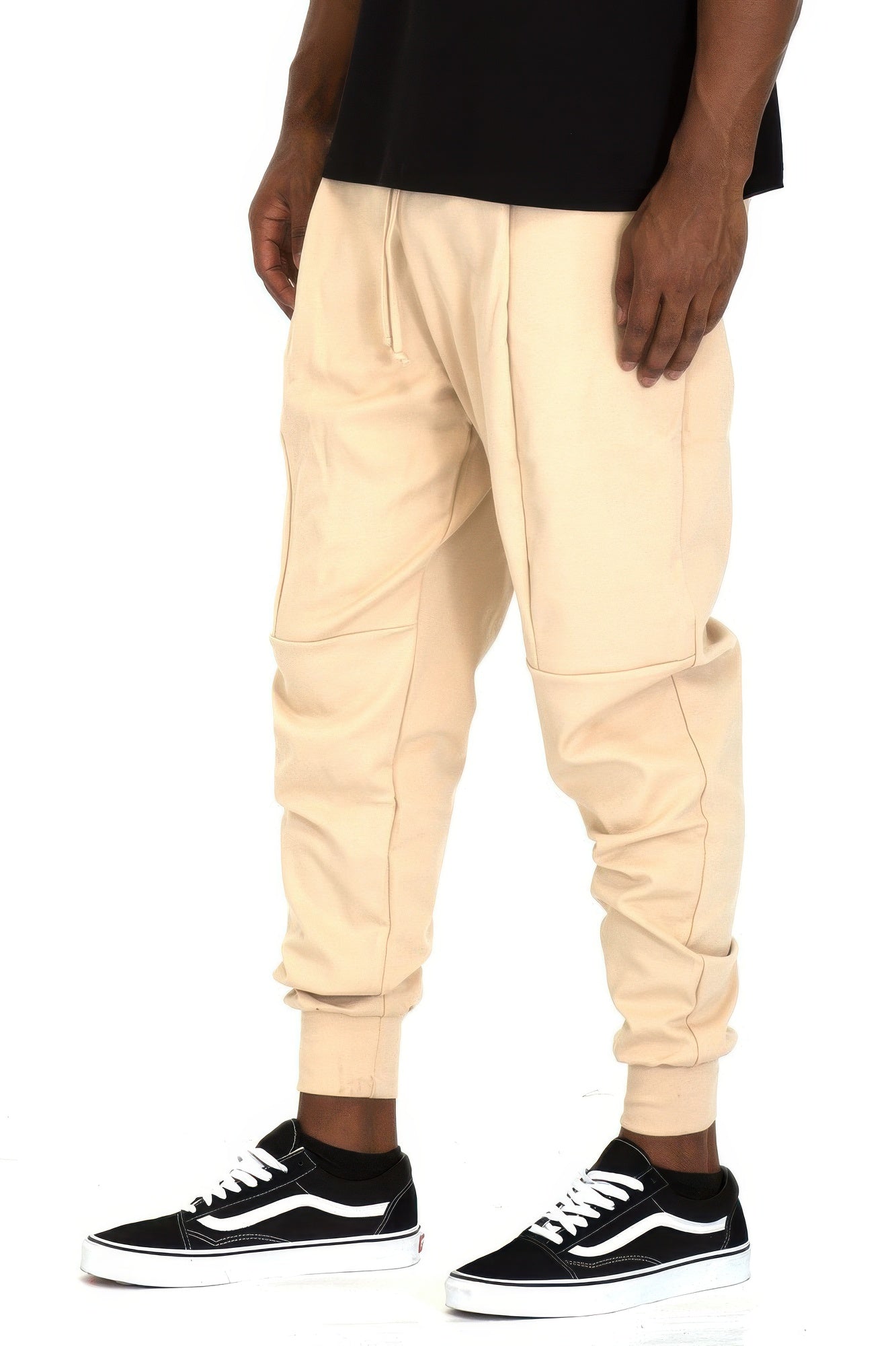 Golden Heir men's khaki jogger pants, active casual style with comfortable fit and elastic waistband, suitable for everyday wear.