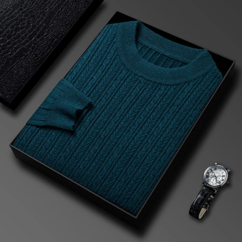 Golden Heir men's warm khaki turtleneck long sleeve top, fitted for sizes 50-57kg, casual men's fashion wear.